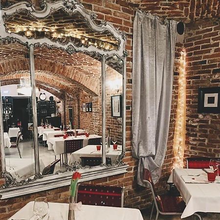 Cortiletto D'Alba Camere Con Ristorante المظهر الخارجي الصورة