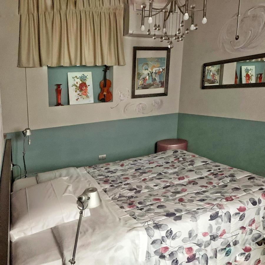 Cortiletto D'Alba Camere Con Ristorante المظهر الخارجي الصورة
