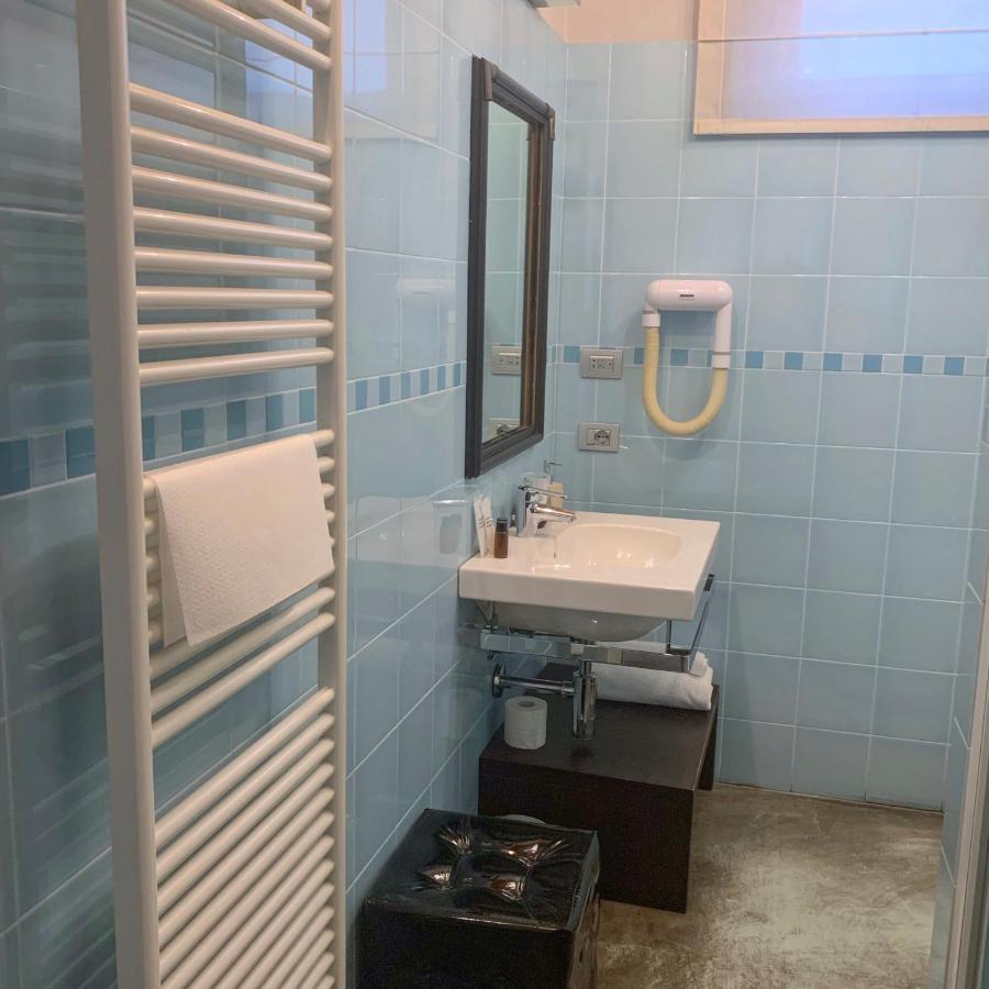 Cortiletto D'Alba Camere Con Ristorante المظهر الخارجي الصورة