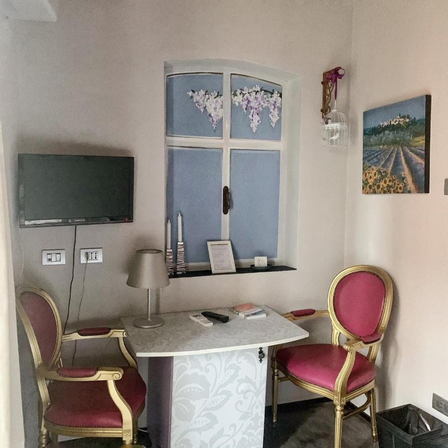 Cortiletto D'Alba Camere Con Ristorante المظهر الخارجي الصورة